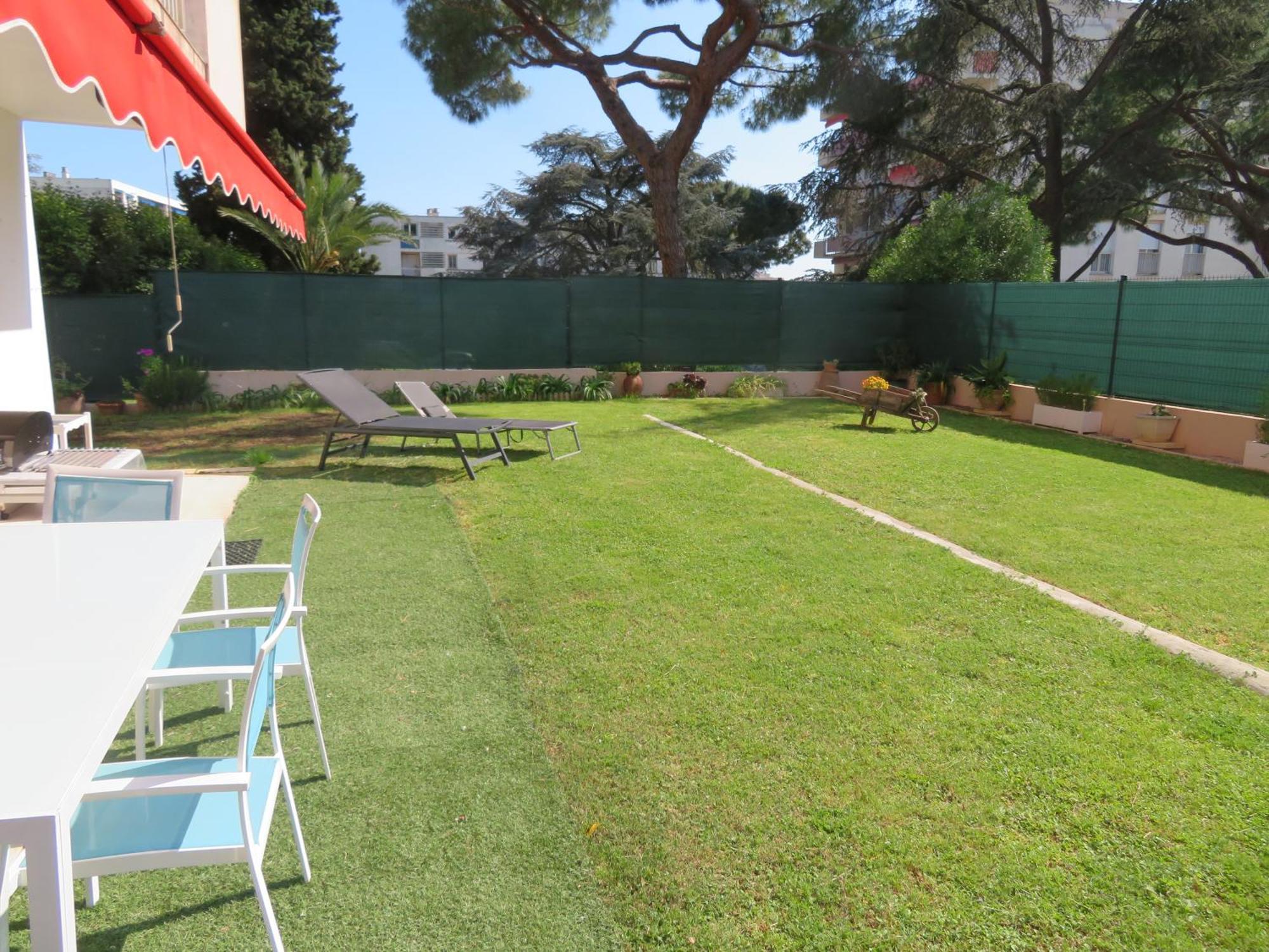 Superbe Rez De Jardin Dans Residence Au Calme Nice Dış mekan fotoğraf